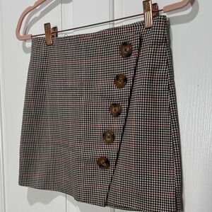 Stylish Checkered Button-Up Skirt